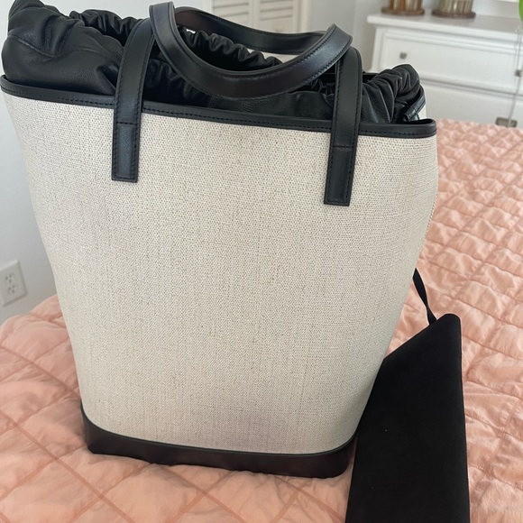 Saint Laurent tote bag, pre-owner 100 autentic - Picture 6 of 13